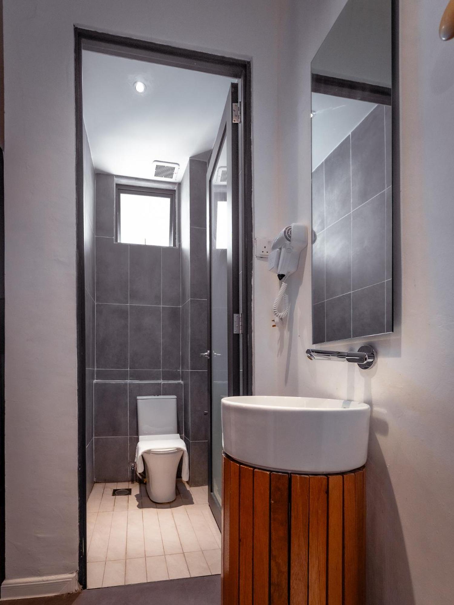 T+ Premium Hotel Алор-Стар Екстер'єр фото