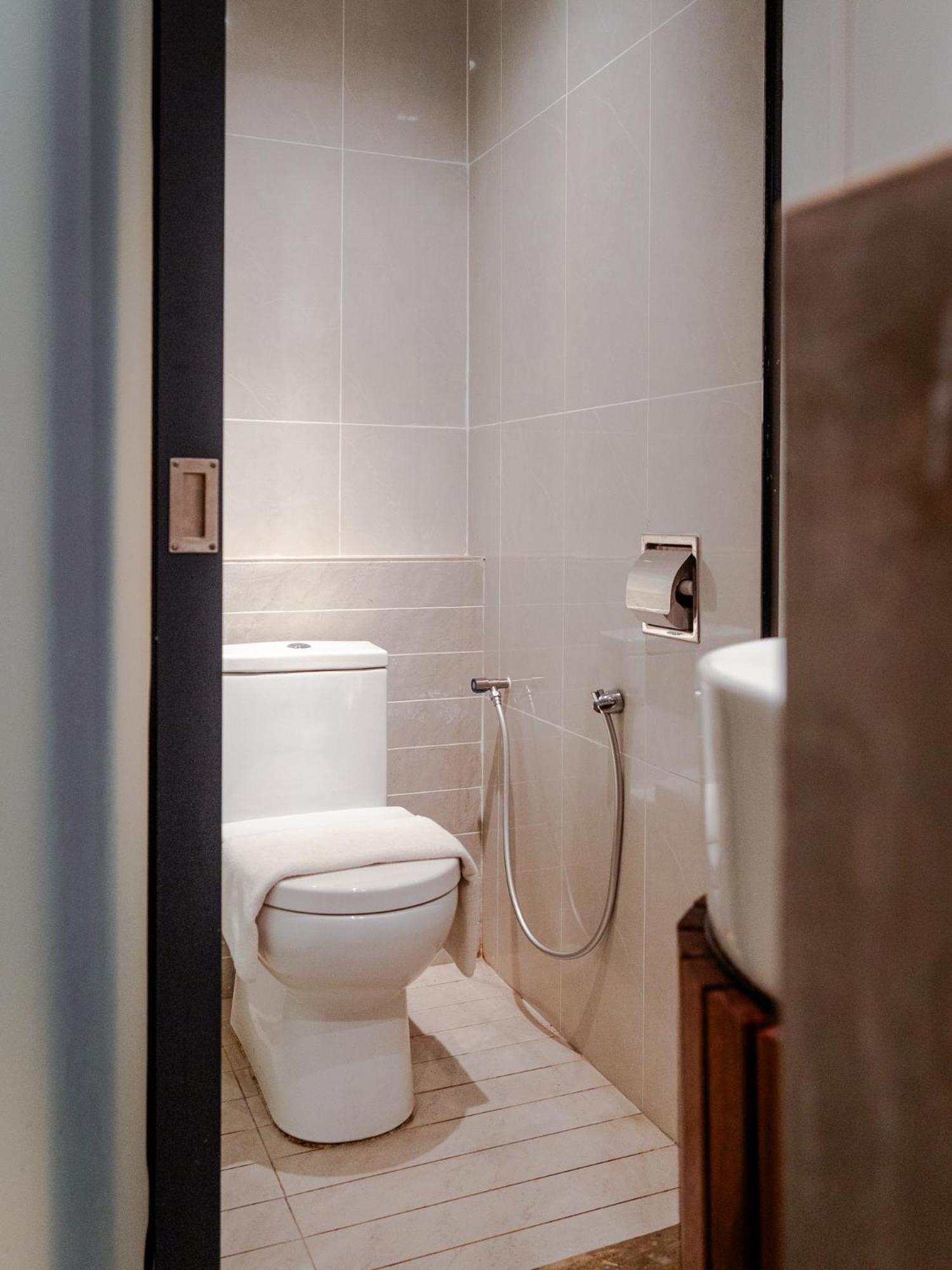 T+ Premium Hotel Алор-Стар Екстер'єр фото